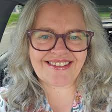 Amazing memories from the early 70's in Bridlington, me and my sister spent  a week at south shore every summer till we moved there in 1976