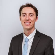 Kathleen Aronson's Instagram, Twitter & Facebook