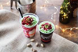 ローステッド コーヒー ラボラトリーのクリスマス限定ドリンク ピスタチオ香る赤 緑のホットチョコ ピスタチオ チョコレート ホットドリンク ピスタチオ