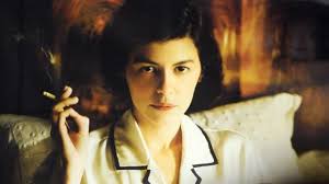 Természetes, hogy egy kényelemhez szokott miami fogorvos nincs éppen elemében alaszkában. Coco Chanel Film Videa