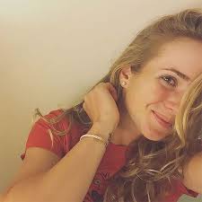 Она очень популярный мастер у наших футболистов. Elina Svitolina Pokazala Svoyu Novuyu Tatuirovku Foto Telegraf