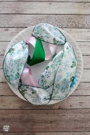 Then, either at the shower or later, she creates a bridal shower ribbon bouquet for the bride to use at the rehearsal. How To Make The Prettiest Bridal Shower Bow Bouquet With Paper Plates Paper Plate Fun
