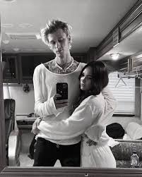 Find out why was his tongue black at bbmas 2021. Megan Fox And Machine Gun Kelly Engage In Pda On The Red Carpet At The 2021 Billboard Music Awards Celebrity News Breaking News Today