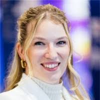 Julia Schutt's Instagram, Twitter & Facebook