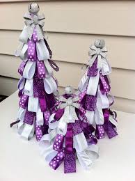 This 35'' glitter accented curly spray is designed to add glamour to your holiday decorating. 28 Charming Purple Christmas Decorations For Maximum Appeal Decor Home Ideas