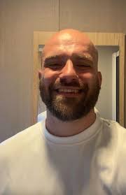 Hi I'm Jonny 29, diagnosed with adhd at 18! Just wanted to ask if anyone  had any experiences they could share with Ritalin. Tried it once when I was  18 and didn't