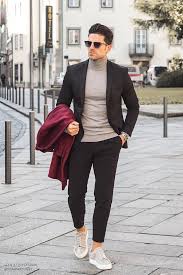 Traumhafte hochzeitsmoden gibt es nicht nur fuer die. Casual Chic Herrenoutfit Mit Anzug Und Kragenpullover Herren Outfit Schicke Schwarze Outfits Herrenbekleidung Stile