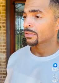 One ah banana Angie one ah banana whatever he say.