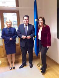 Desde o início da pandemia que os lares têm sido uma prioridade total. Trabalho Pt On Twitter A Ministra Ana Mendes Godinho Esteve Hoje Reunida Com Os Homologos Do Trio De Presidencias 2020 2021 Klampferksenija Ministra Do Trabalho Da Eslovenia E Hubertus Heil Ministro Federal Do
