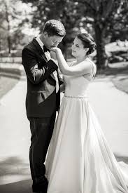 Black And White Couple Portrait In 2020 New York Wedding Wedding Photographers Couple Portraits