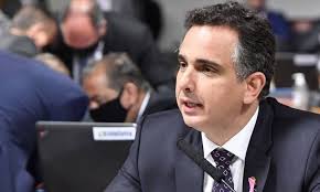 Bolsonaro fez campanha por lira e mobilizou ministros para que a estrutura do governo estivesse à disposição do aliado a fim de consolidar seu apoio na casa. Pnn4ikzwckpzdm