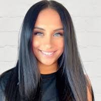 Erin Shearin's Instagram, Twitter & Facebook