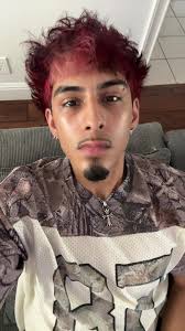 Edgar without Eyebrows