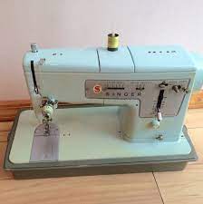Vintage 1960s Singer Sewing Machine Style Mate Model 348 In Robin Egg Blue Sewing Machine Singer Sewing Machine Singer Sewing