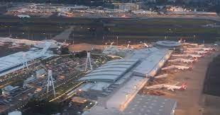 These numbers will keep increasing. Magnificent Video Of Landing At Sydney Airport At Dawn Airline Ratings