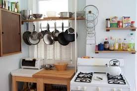 Những vật dụng nhà bếp thông dụng tiềm ẩn nguy cơ gây hại cho sức khỏe