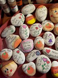 50 Diy Painted Rock Ideas For Your Home Decoration 1 Painted Rocks Diy Diy Painting Rock Painting Ideas Easy