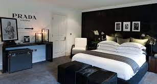 Eclectic décor consists of a mix of different styles of furniture and furnishings and the key to having a great layout is in modern bedroom design ideas for single men. 45 Timeless Black And White Bedrooms That Know How To Stand Out Mens Bedroom Decor Fresh Bedroom Small Room Bedroom