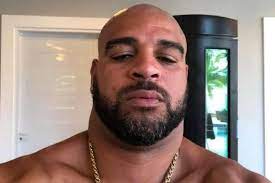 A powerful striker known for his long range left footed strikes. Request Ds Remastered Adriano Imperador Ex Football Player Soulssliders