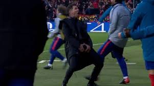 Diego pablo simeone gonzález (spanish pronunciation: Nach Vulgarem Torjubel Uefa Gibt Strafe Fur Atletico Trainer Simeone Bekannt Sky Sport Austria