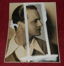 Nanette Fulton's Instagram, Twitter & Facebook