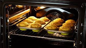 Ayak tepung gandum, soda bikarbonat dan baking powder dan kemudian ketepikan. Tip Penggunaan Suhu Ketuhar Bagi Anda Yang Baru Mula Belajar Baking Murai My