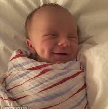 49 they have two sons, tatum gretzky johnson (born january 19. Dustin Johnson Celebrates Tournament Win At 18th Hole With Fiancee Paulina Gretzky Daily Mail Online