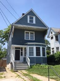Its a 2 level, 5 bedroom home that has dining and living rooms. Available Now Large 5 Bedroom Home House For Rent In Cincinnati Oh Apartments Com