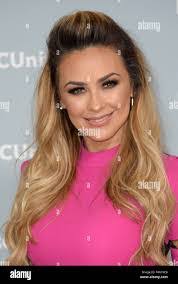 Aracely Hurtado's Instagram, Twitter & Facebook