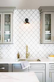 It also looks pretty cool. 30 Whimsy And Catchy Arabesque Tile Backsplashes Shelterness