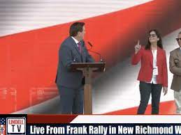 Mike lindell announces his personal lawsuit against dominion Mike Lindell Suffers Awkward Moment Onstage As Jets Fail To Appear After Anthem At Frank Rally