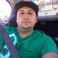 El primer abrazo, la primera foto, el primer recuerdo… ✨ Nuestros kits de  bienvenida están diseñados para acompañar ese momento tan especial. Cada  pieza va llena de amor, ternura y cuidado, porque