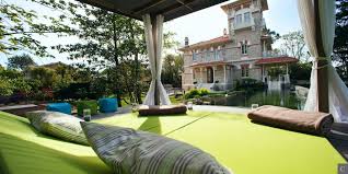 Chateau In Bordeaux South West France Luxury Villa Rentals Villa Arcachon