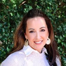 ✨𝔼𝕝𝕚𝕫𝕒𝕓𝕖𝕥𝕙 𝔹𝕒𝕣𝕥𝕖𝕖 (@elizabeth.bartee_realtor) • Instagram  photos and videos