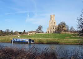 n kemelaratan, kepedihan, kesusahan, penderitaan. Fotheringhay Definisi Fotheringhay Dalam Kamus Corsica