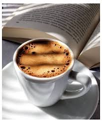 Hot Coffee Aesthetic Kaffee Beim Lesen Gourmet Coffee Recipes Coffee Recipes Gourmet Coffee