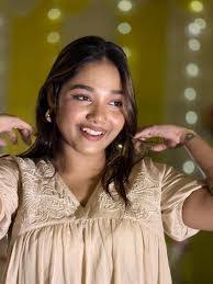 Bidisha Roy's Instagram, Twitter & Facebook