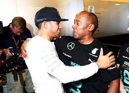 He is 5.9 feet tall and also has perfect weight according to his ideal height. Did Lewis Hamilton Get Married