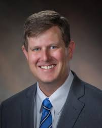 Lauren Poe's Instagram, Twitter & Facebook