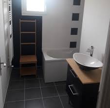 Concevoir une petite salle de bain fonctionnelle et agréable à utiliser n'est pas une mince affaire. Salle De Bain Zen Nature 30 Idees Pour Vous Inspirer Kozikaza