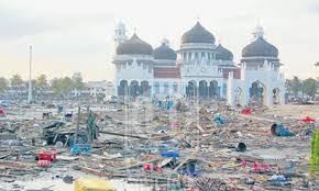 Walaupun telah 10 tahun berlalu, tsunami 2004 masih segar dalam ingatan penduduk pulau pinang. Tragedi Tsunami Di Malaysia 26 Disember 2004