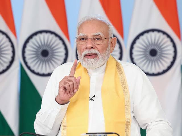 प्रधानमंत्री मोदी ने 'ग्रीन एनर्जी कॉरिडोर के तीसरे चरण' पर मंत्रिमंडल के फैसले का स्वागत किया | आकाशवाणी न्यूज़