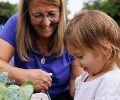 Bobbi Wolfe's Instagram, Twitter & Facebook