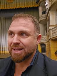 Dal Fraschini di Pavia... per Don Quichotte di Massanet con Chiara Tirotta,  Giorgio Coauduro, Roberto Covatta, Raffaele Meo, Marta Laung e altri... La  direzione porta la firma di Jacopo Brusa ...