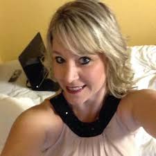 Laura Locicero (@tryon_laura)