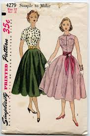 Blouse And Full Skirt Love The Pink Dress Skirt Patterns Sewing Vintage Outfits Vintage Dress Patterns