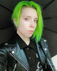 Vampire crab eye color change