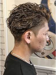 ゼロニイロク 026 ０２６style高羽 友人 la風 ハイライト スパイラルパーマ スパイラルパーマ メンズ メンズパーマ ショート 刈り上げ パーマ メンズ