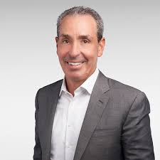 Charles Kantor's Instagram, Twitter & Facebook