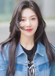 Top những kiểu tóc layer nữ dài thẳng hot nhất năm 2023